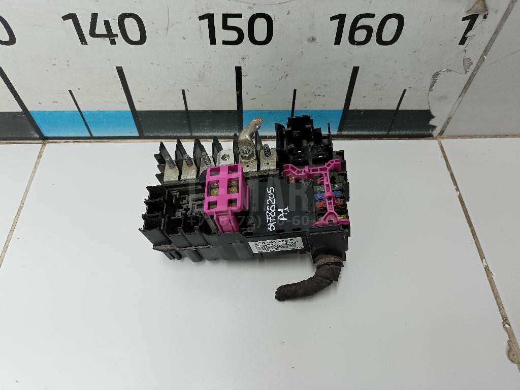 Блок предохранителей 6C0941824D VAG