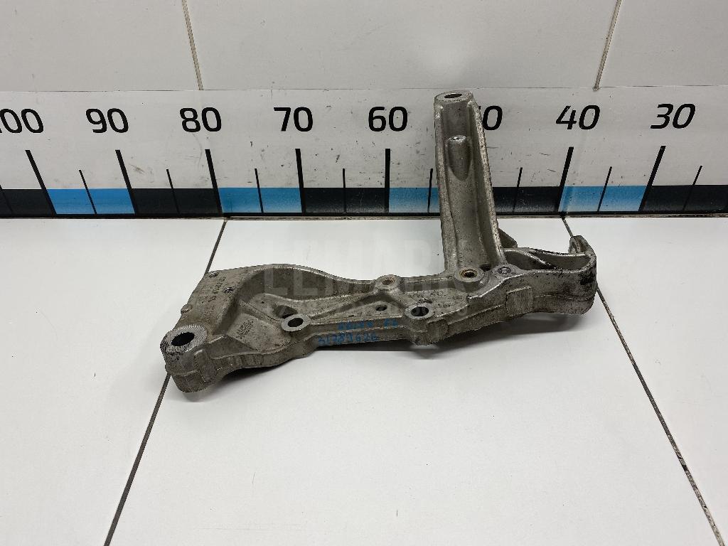 Кронштейн переднего рычага 1K0199295E VAG