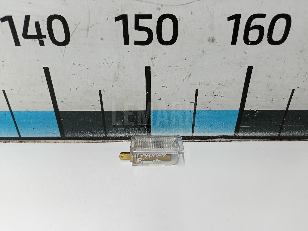 Плафон салонный 9262033000 Hyundai-Kia
