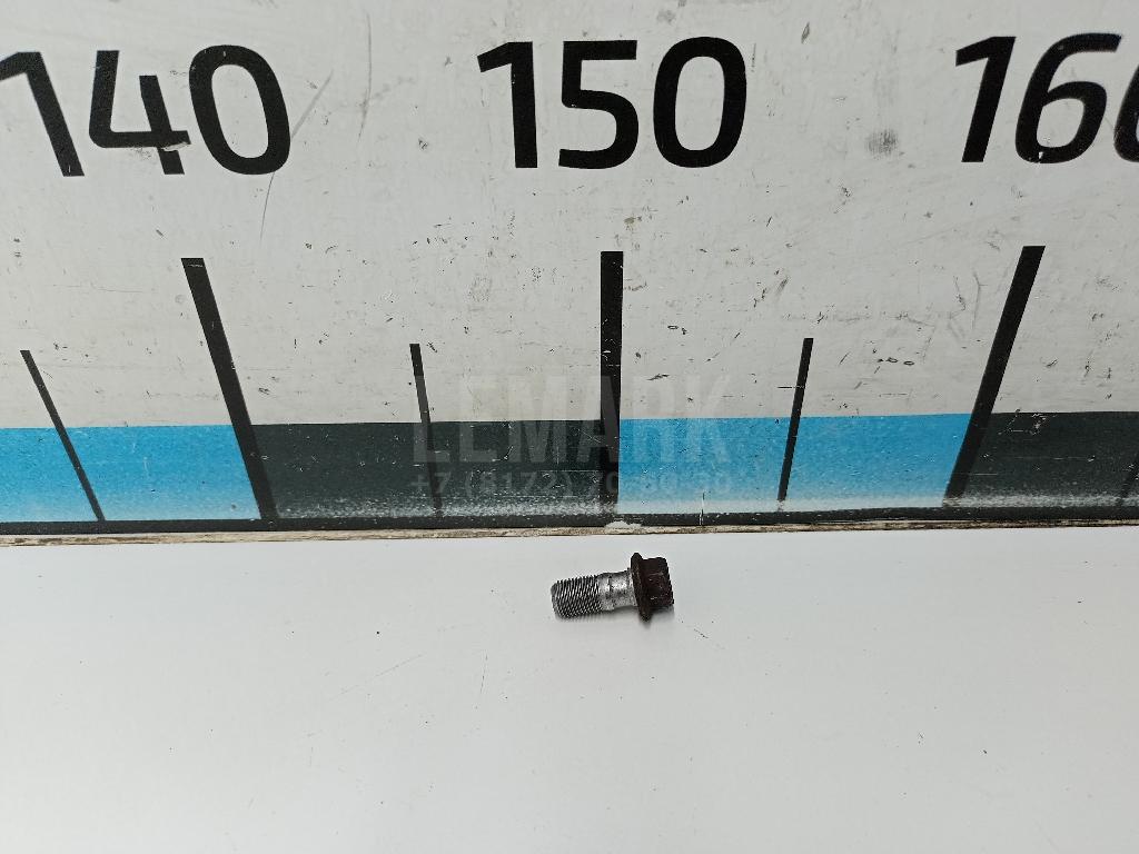 Болт суппорта 587262F000 Hyundai-Kia