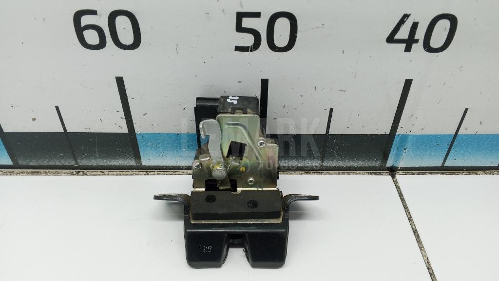 Замок багажника 812302S000 Hyundai-Kia