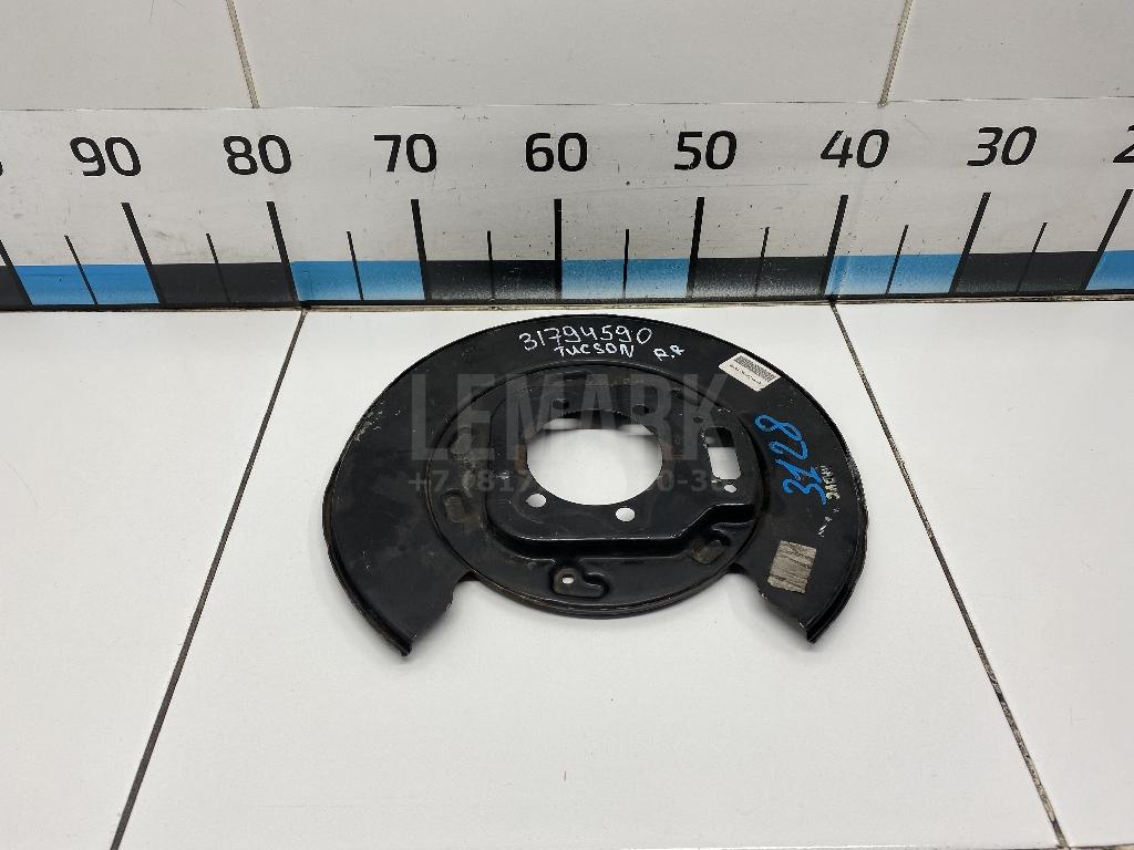 Щит опорный задний правый 58270D3000 Hyundai-Kia