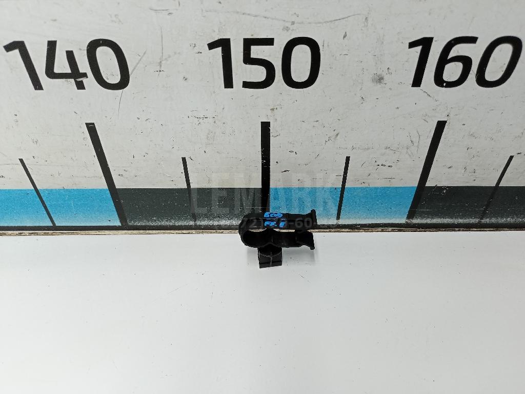 Зажим 1476203 Ford