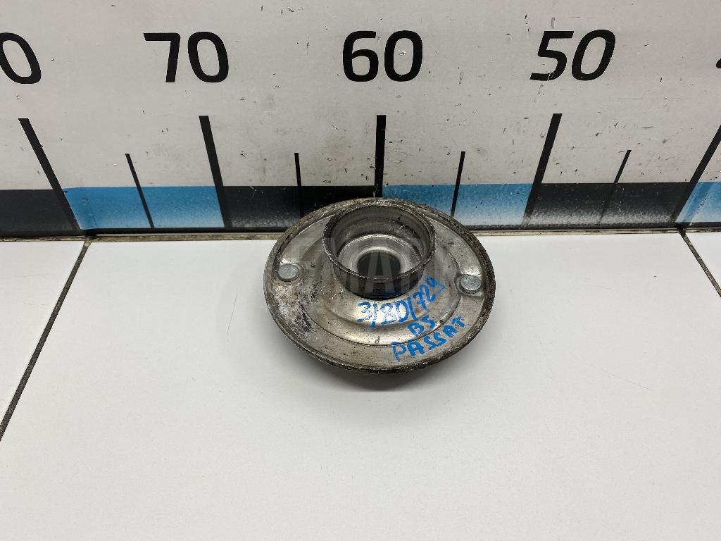 Опора переднего амортизатора верхняя 8D0412111C VAG