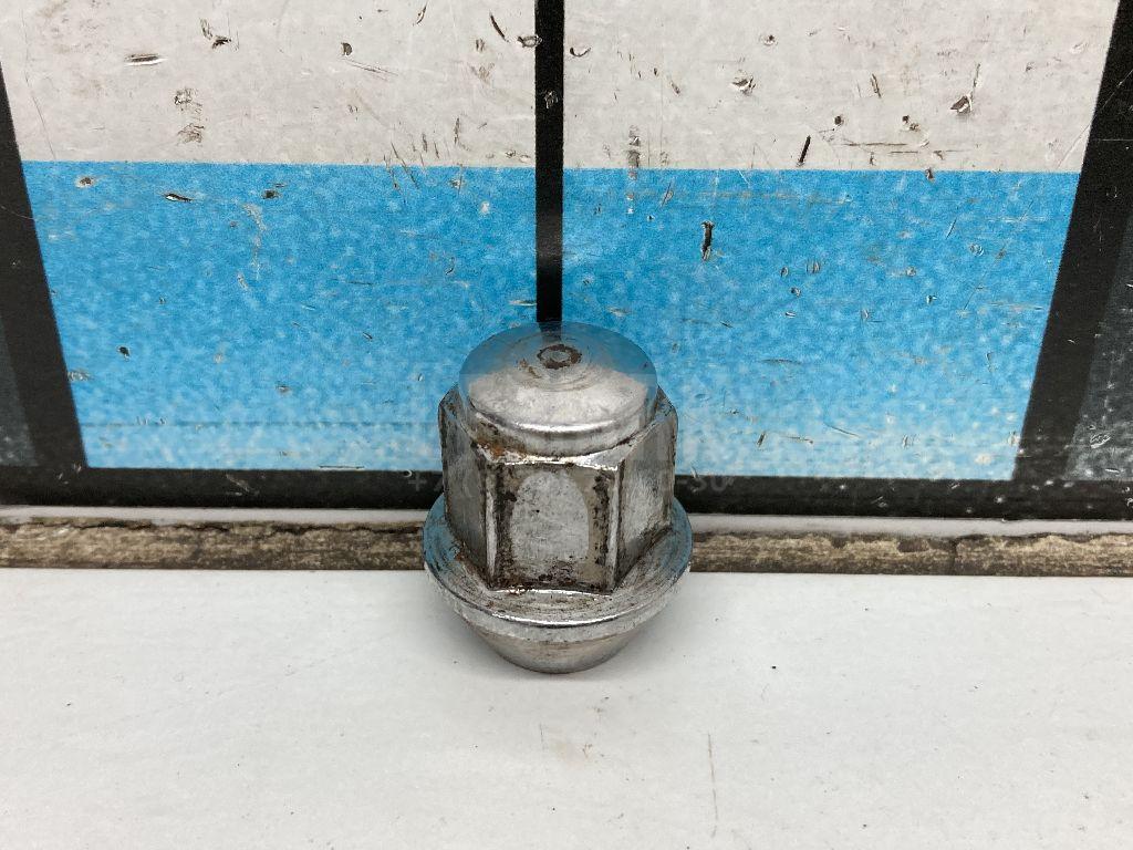 Гайка колеса 2179620 Ford