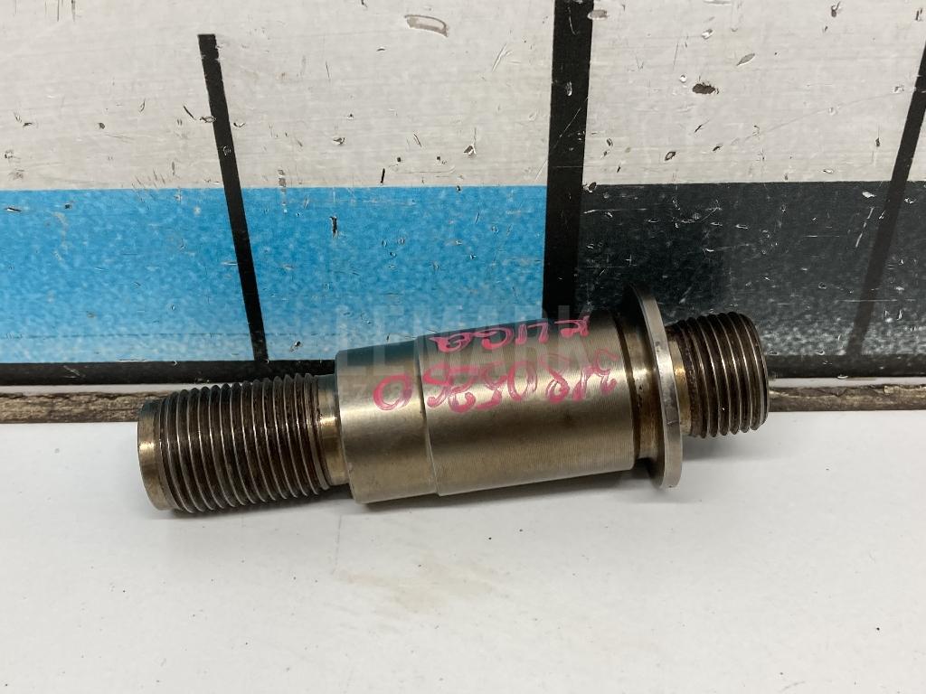 Шпилька 1472895 Ford