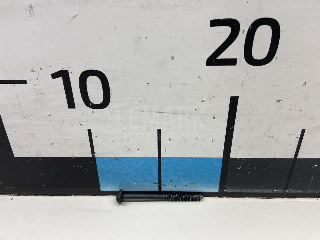 Винт N10668001 VAG