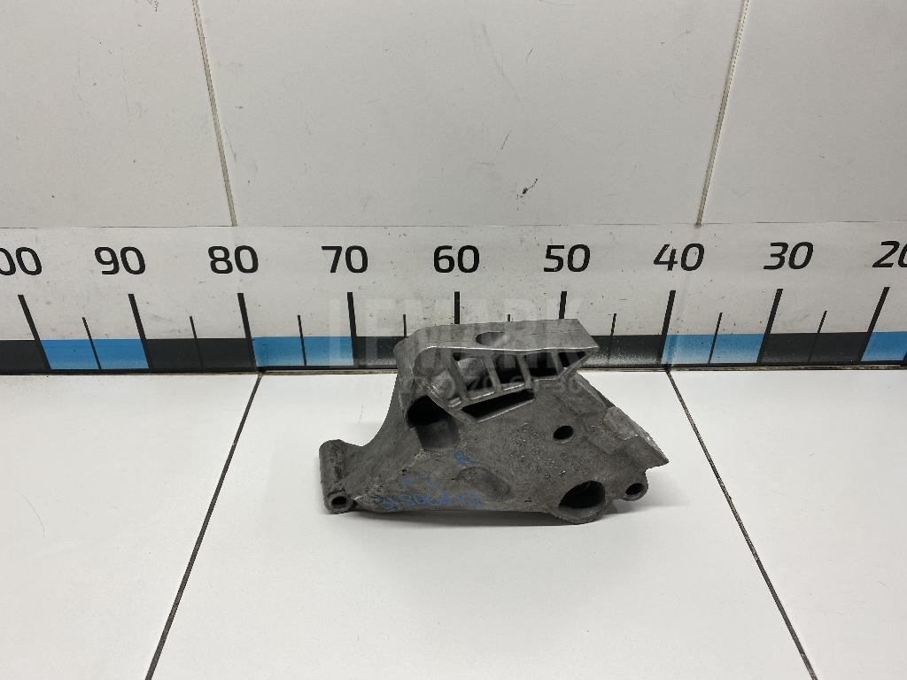 Кронштейн двигателя правый 03G199207A VAG
