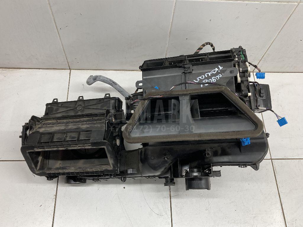 Корпус отопителя 5Q1820007C VAG