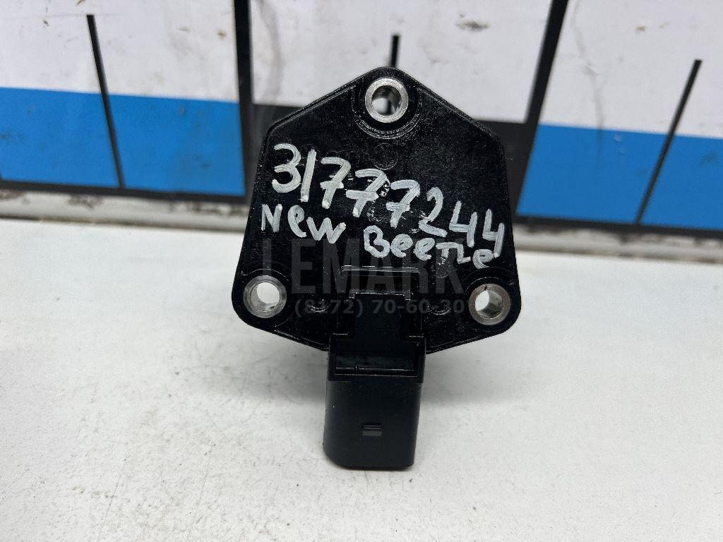 Датчик уровня масла 03C907660M VAG