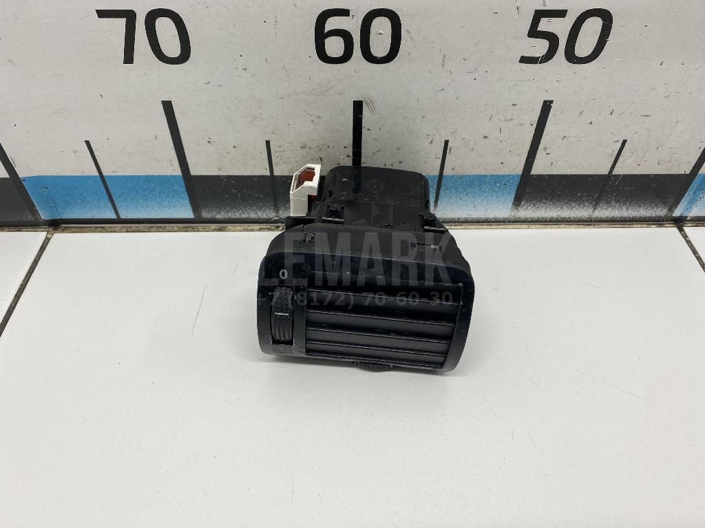 Дефлектор воздушный 3B0819704D2AQ VAG