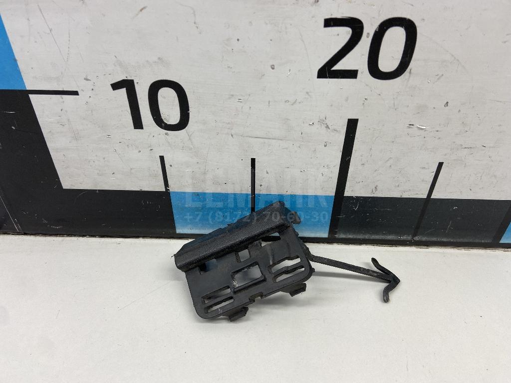 Заглушка буксировочного крюка 7L68071869B9 VAG