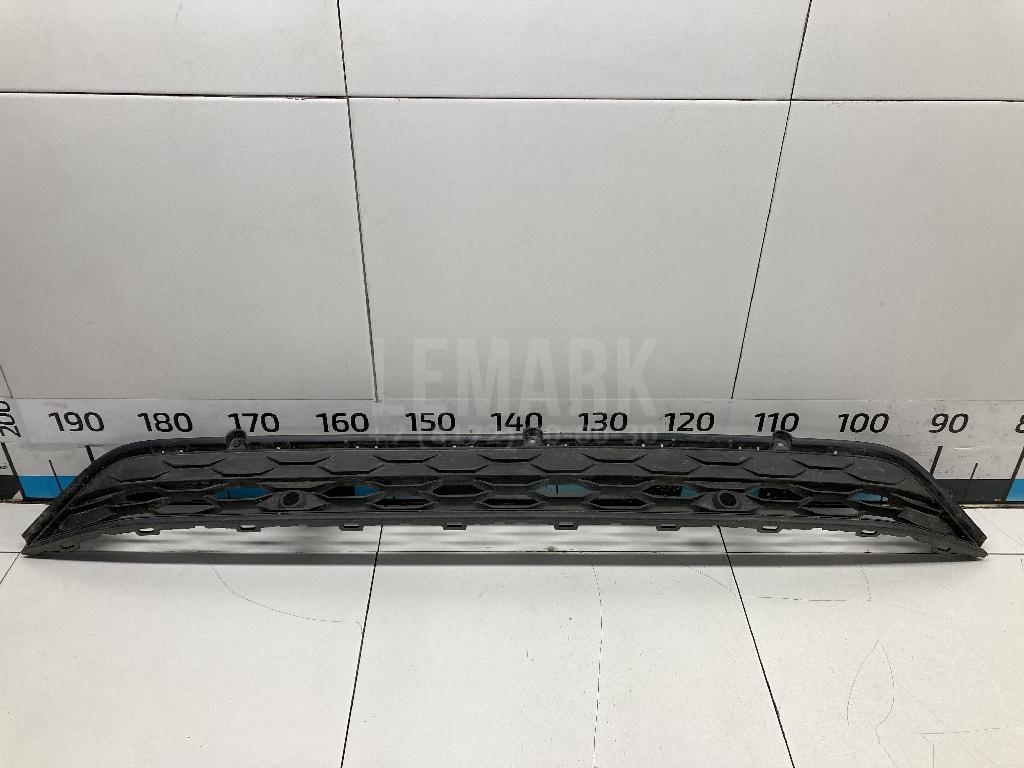 Решетка в бампер центральная 5NA8536719B9 VAG
