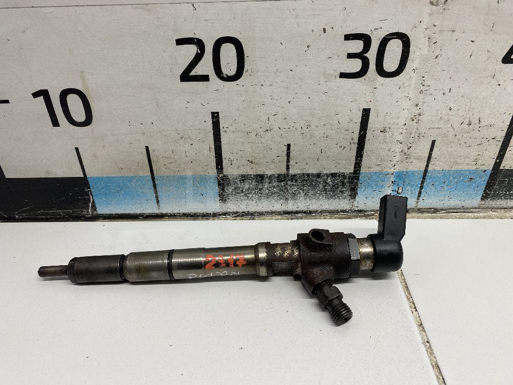 Форсунка дизельная электрическая 03L130277S VAG