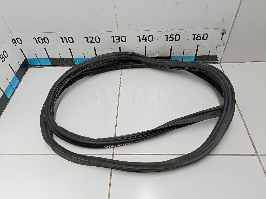 Уплотнитель багажника 6RU827705B VAG