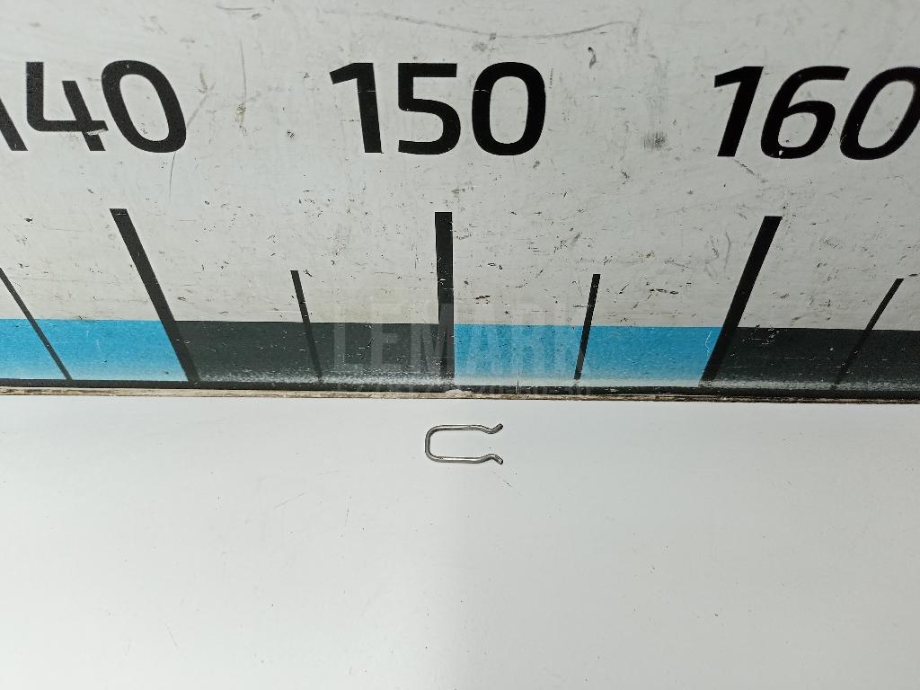Скоба 55555982 GM