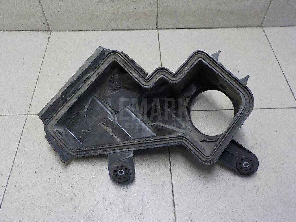Воздухозаборник (наружный) для  BMW 5-serie E60/E61 2003-2009
