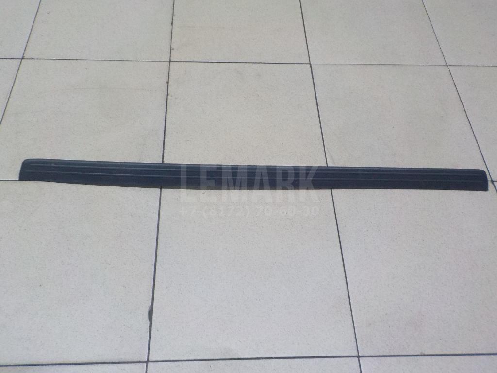 Накладка порога (внутренняя) 6791242010 Toyota