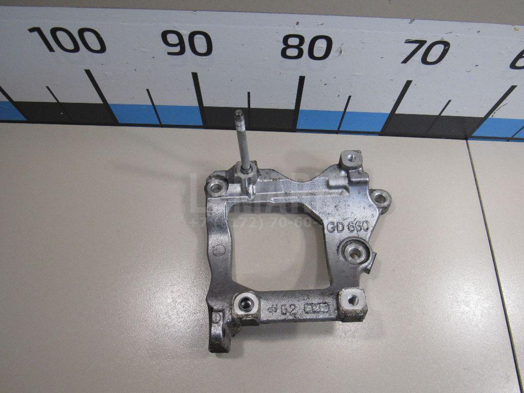 Кронштейн кондиционера 8843160330 Toyota