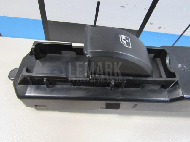 Кнопка стеклоподъемника для  BMW 3-serie E90/E91 2005-2012