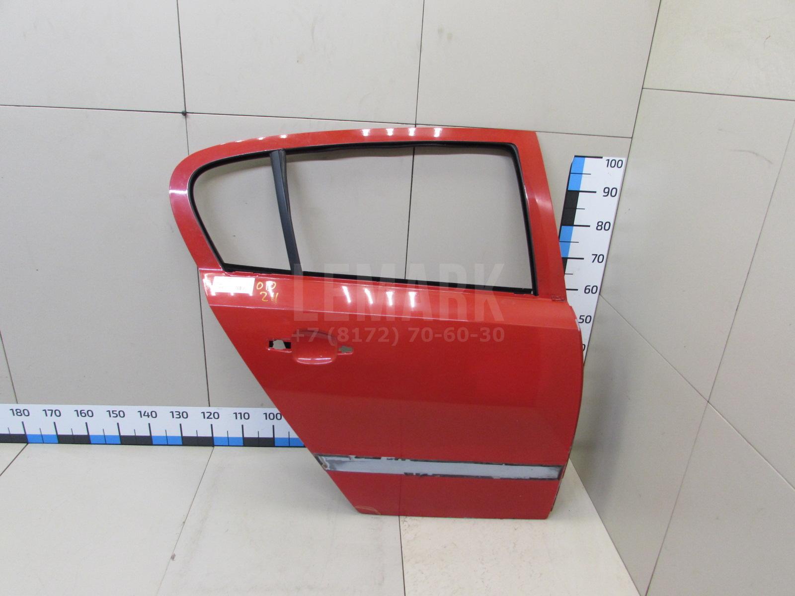 Дверь задняя правая 124589 GM