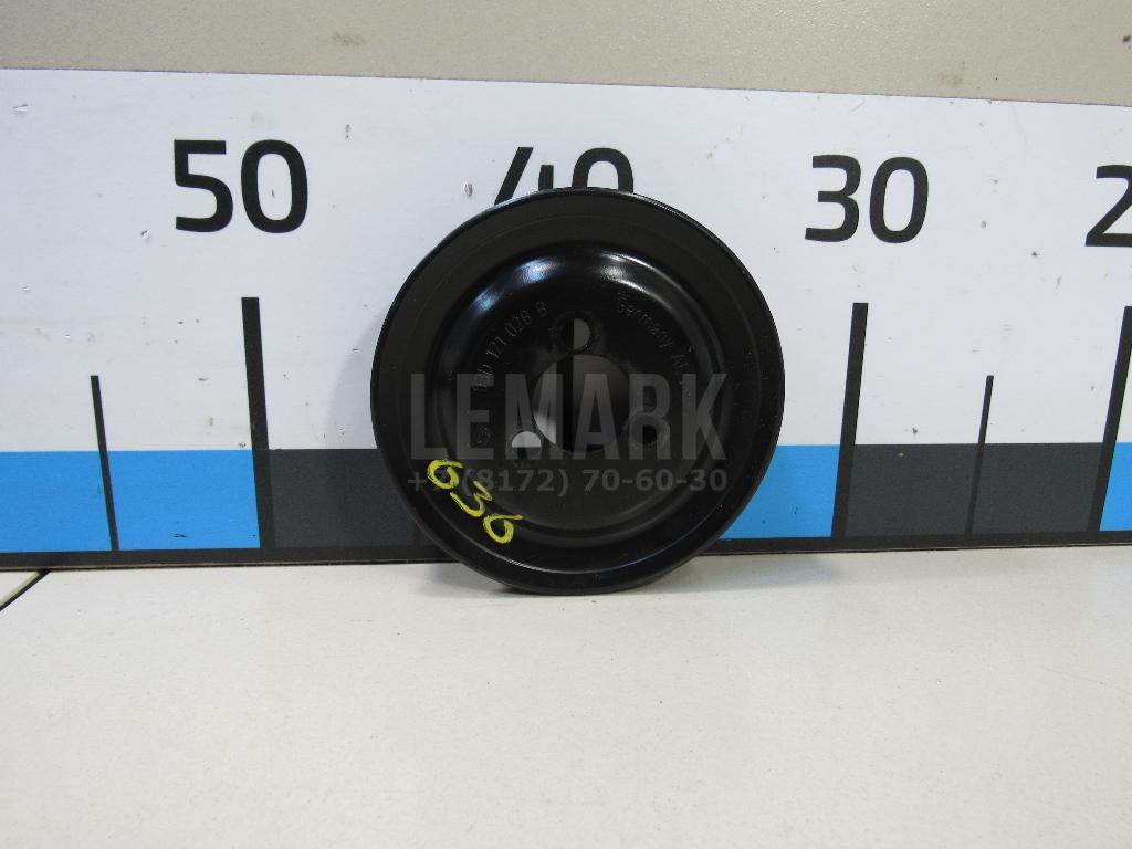 Шкив водяного насоса (помпы) 03D121028B VAG