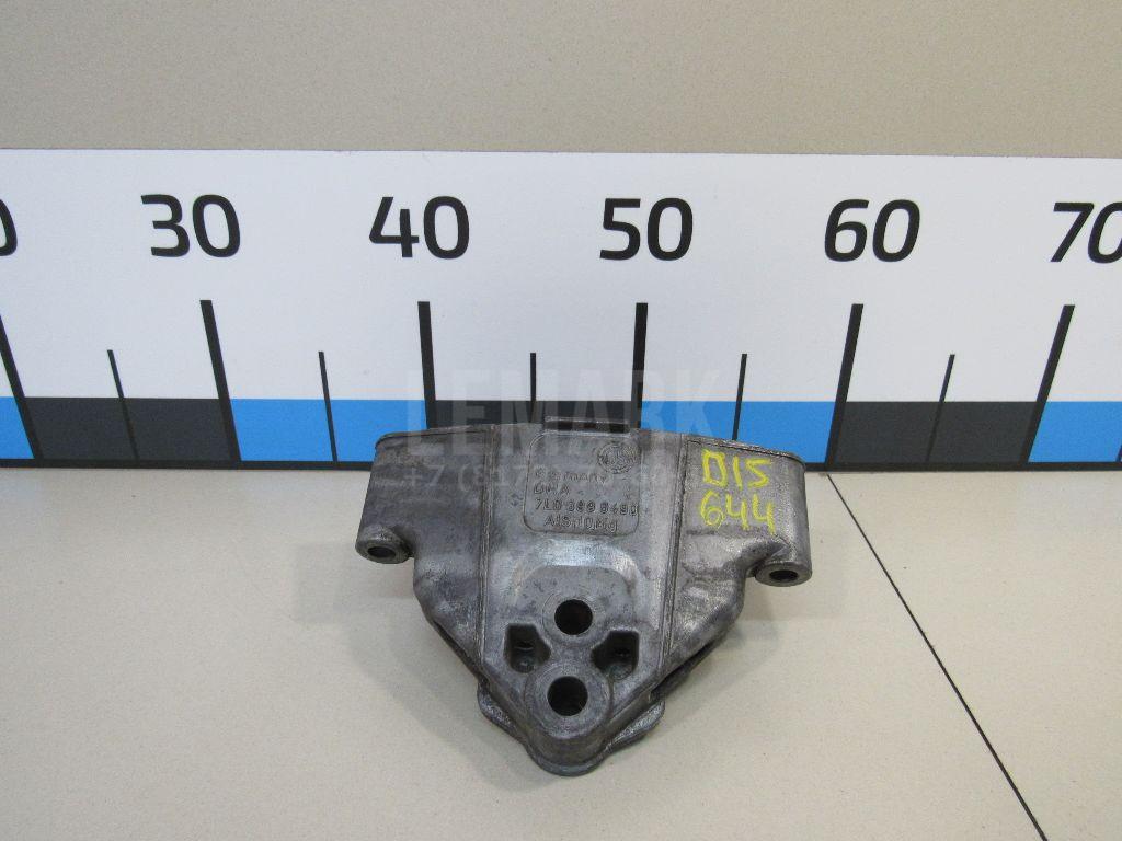 Кронштейн опоры КПП 7L0399649D VAG