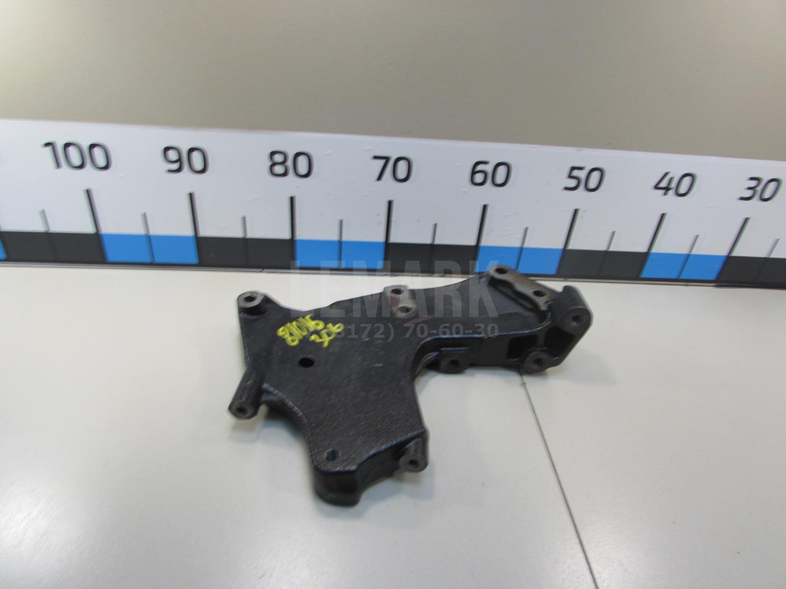 Кронштейн двигателя правый 13507JG71A Nissan