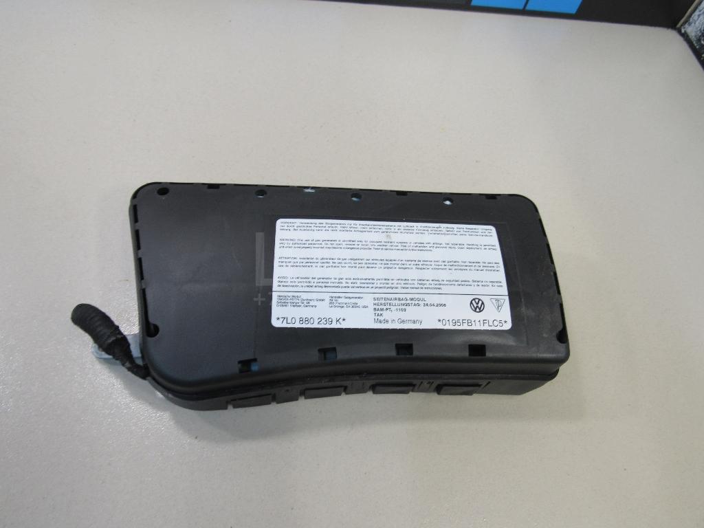 Подушка безопасности боковая (в сиденье) 7L0880239K VAG