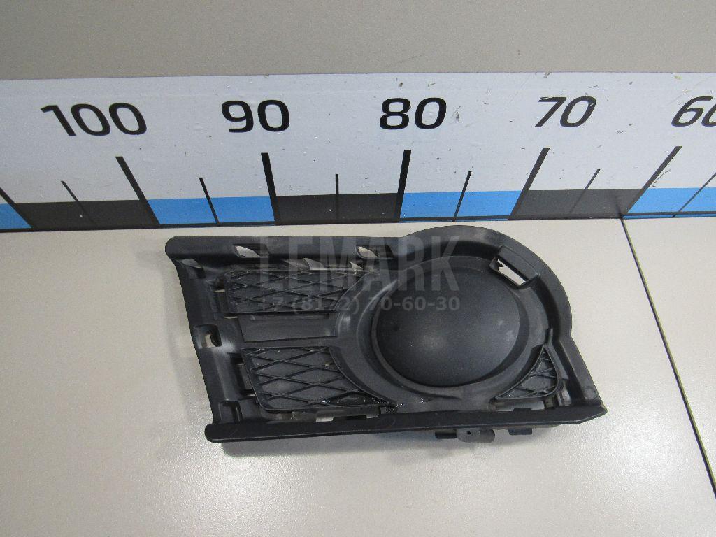 Решетка в бампер правая 5N08536669B9 VAG