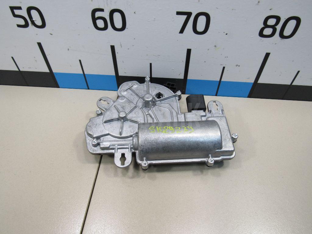 Доводчик двери 3G0827887B VAG