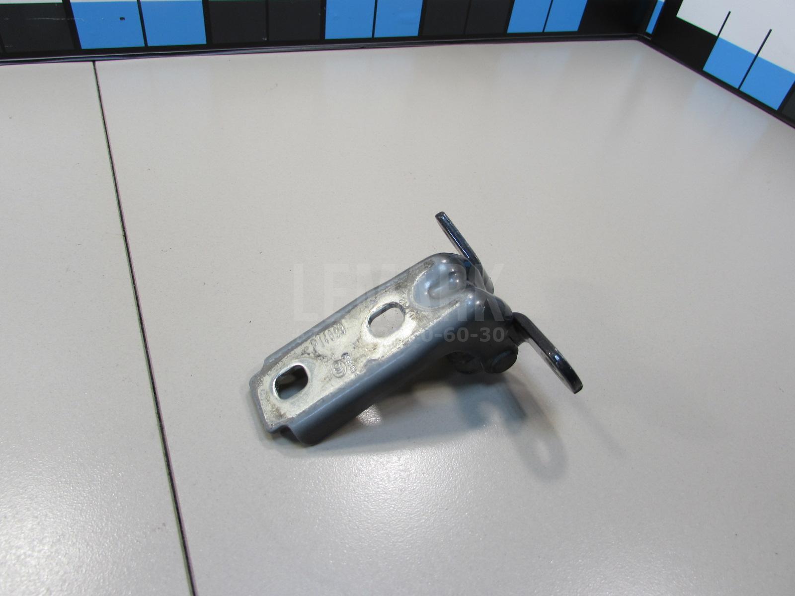 Петля двери передней для  Ford Escape EUR 2007-2009