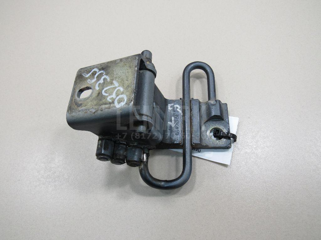 Петля двери передней правой нижняя 7L0831412 VAG