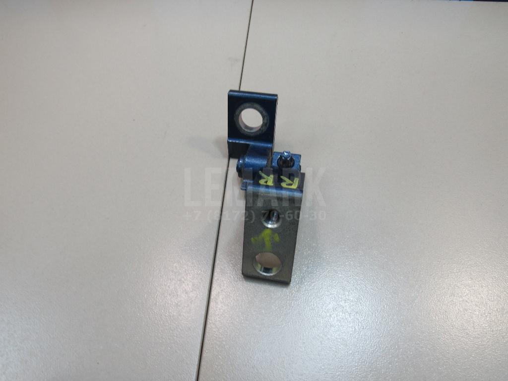 Петля двери для  BMW X3 E83 2004-2010