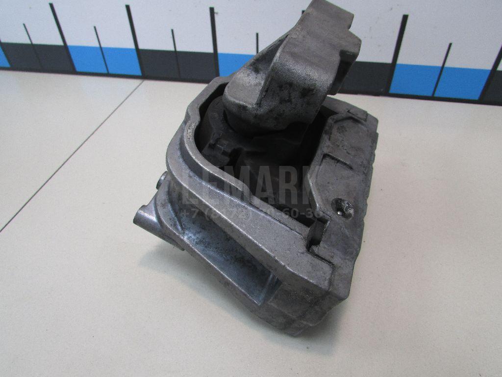 Опора двигателя правая для  Audi Q6 2022