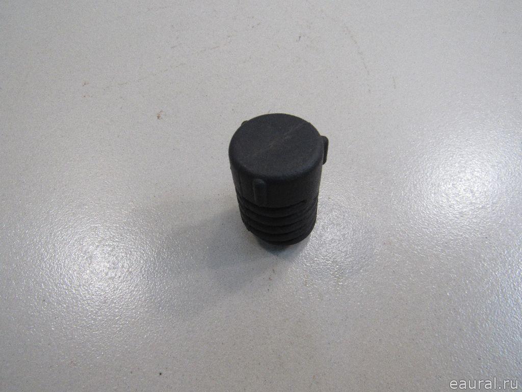 Отбойник капота