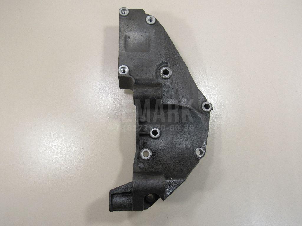 Кронштейн генератора 1440932 Ford