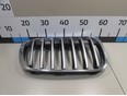 Решетка радиатора правая