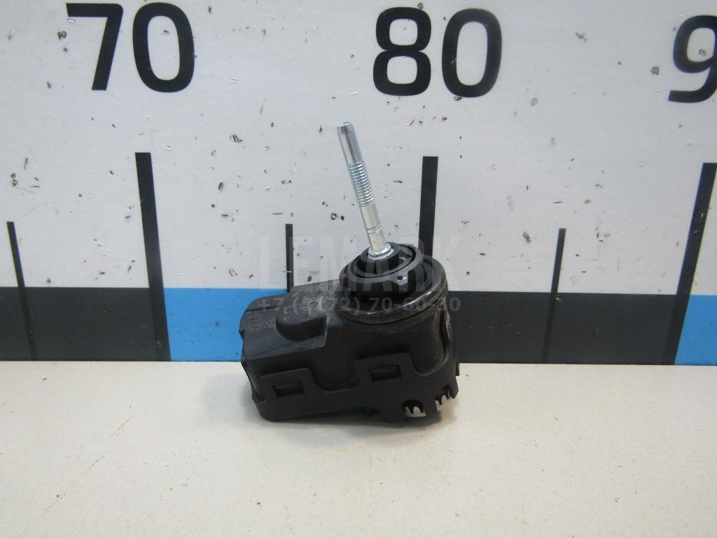 Моторчик корректора фары 921302B000 Hyundai-Kia