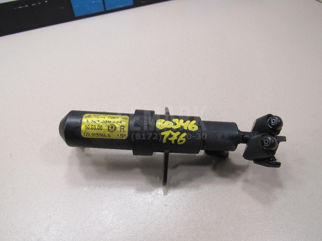 Форсунка омывателя фары 1Z0955966A VAG
