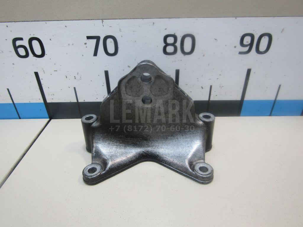 Кронштейн опоры КПП 7L0399649D VAG
