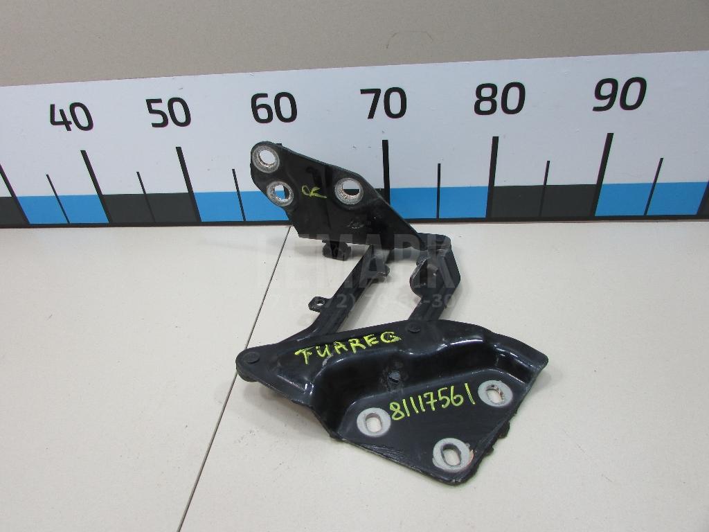 Петля капота правая 7L6823302B VAG
