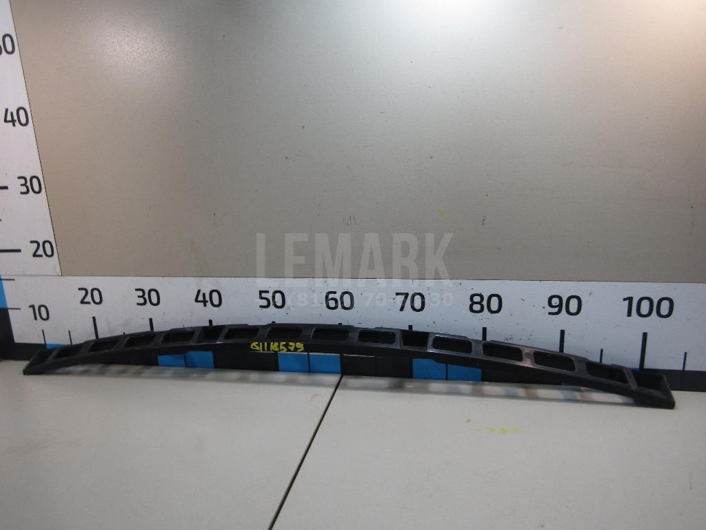 Направляющая заднего бампера 6R6807863A VAG