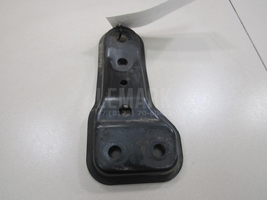 Кронштейн переднего рычага 5Q0199518D VAG