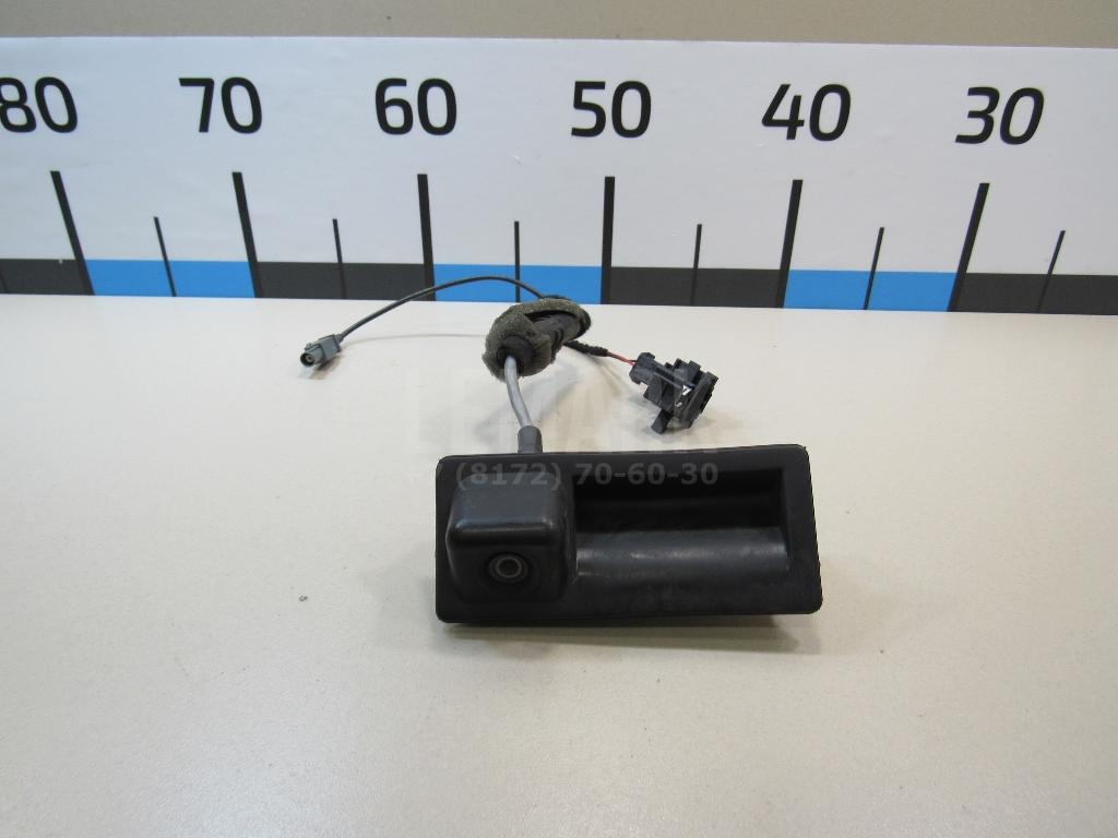 Камера заднего вида 5N0827566A VAG
