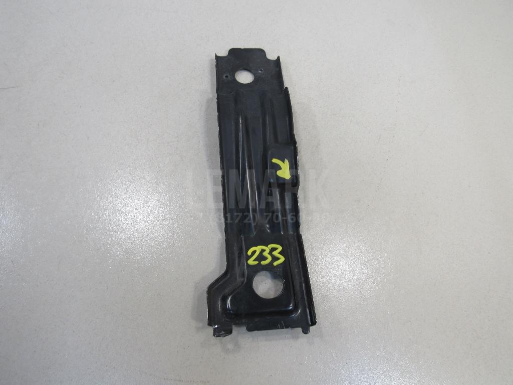 Кронштейн решетки радиатора правый 865744Z000 Hyundai-Kia