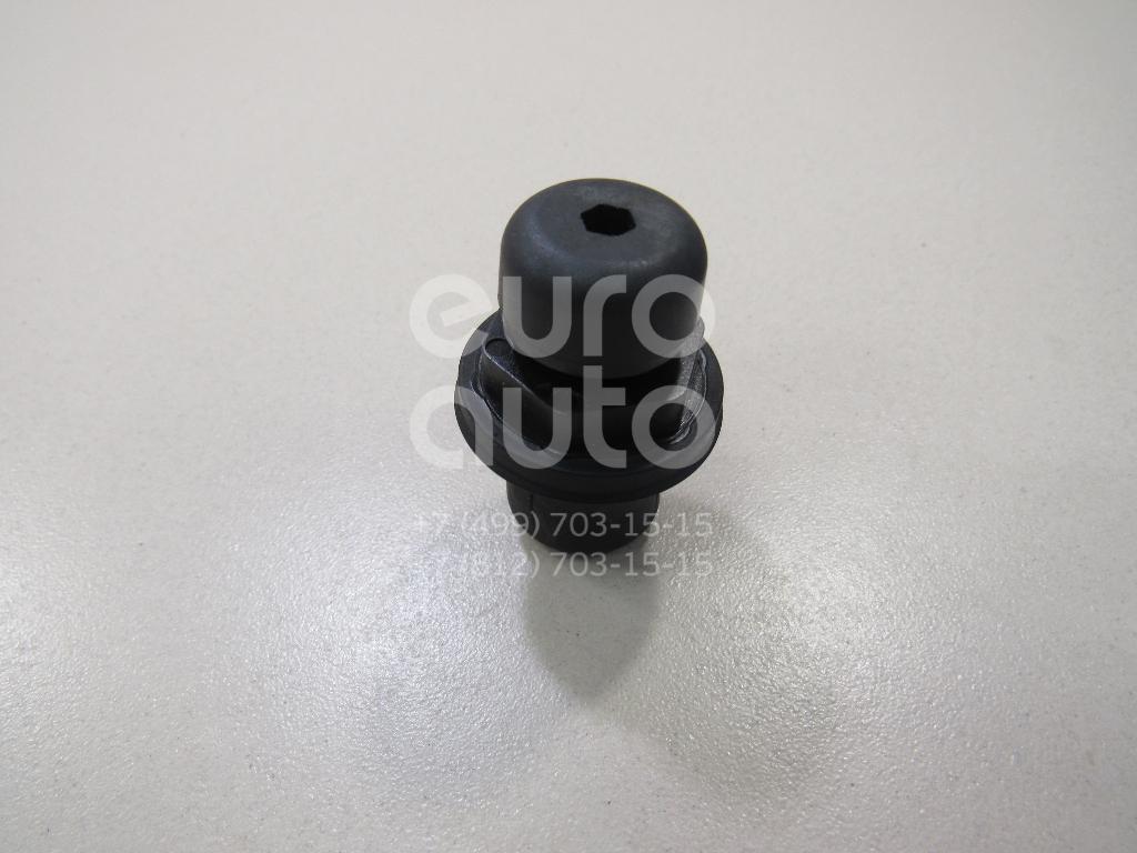 отбойник багажника vw passat cc. отбойник багажника 1118 калина. отбойник крышки багажника форд фокус 3 седан артикул. отбойник резиновый митсубиси мв926555. отбойник крышки багажника чери а 13 артикул.