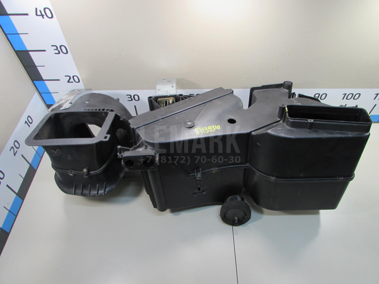 Корпус отопителя 8D1820024B VAG