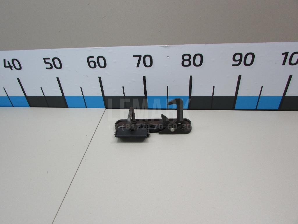 Крючок капота 1K0823480 VAG