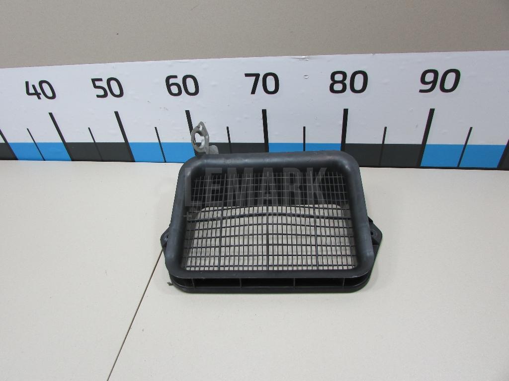 Воздухозаборник (внутри) 5N0815479 VAG